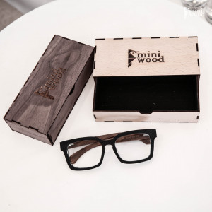 Wooden_glasses.jpg